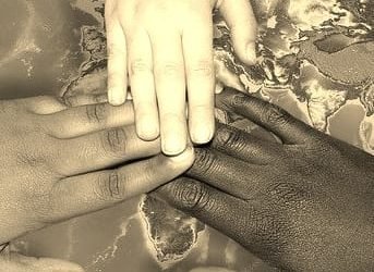 इंसानों की त्वचा का रंग अलग-अलग क्यों होता है? और स्किन कलर कैसे बनता है